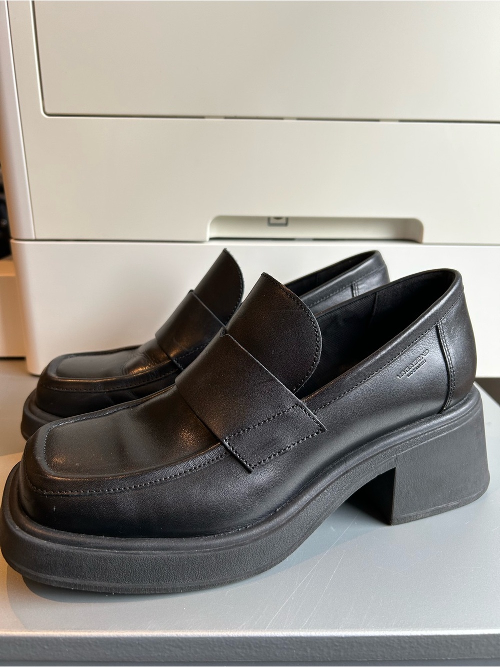 Vagabond Black Leather Platform Loafers